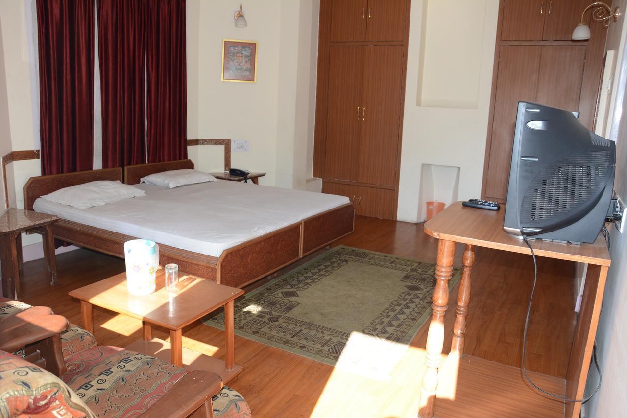 Hotel Basant Shimla Exterior photo
