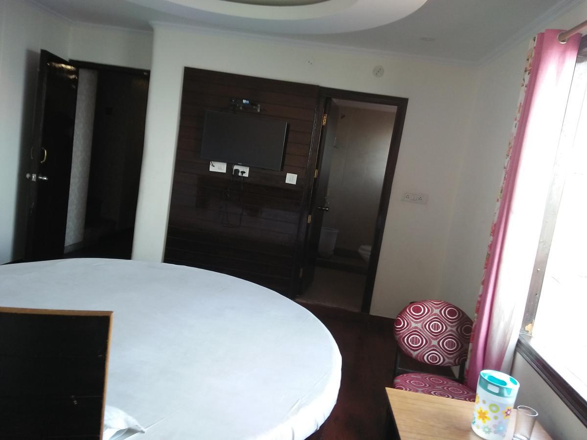 Hotel Basant Shimla Exterior photo